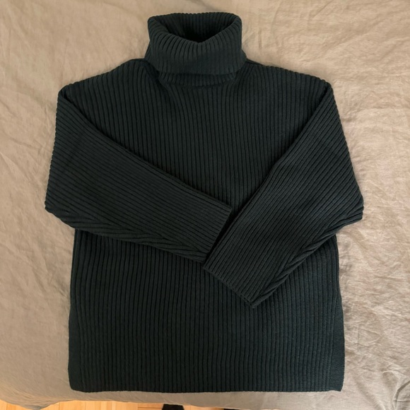 Green Turtleneck Sweater - Picture 2 of 4